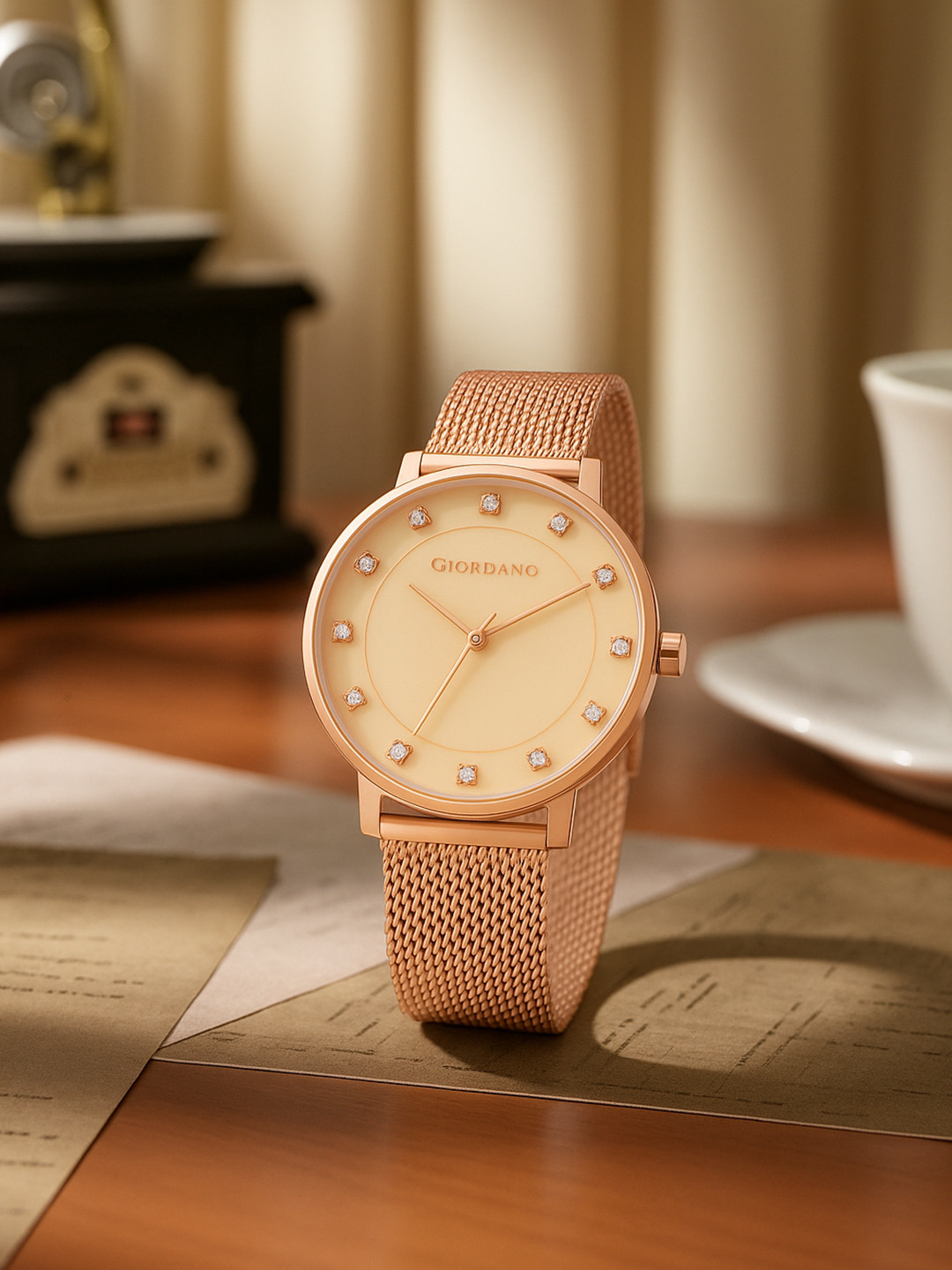 GIORDANO Women Gold-Toned Analogue Watch A2062-33