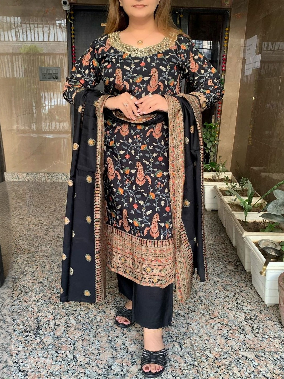 Sdc Collections Women Ethnic Motifs Embroidered Regular Kurta with Trousers &  Dupatta