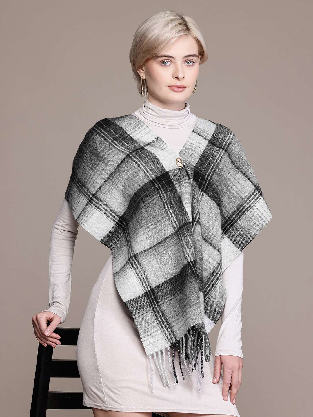 Cayman Women Checked Taselled Scarf