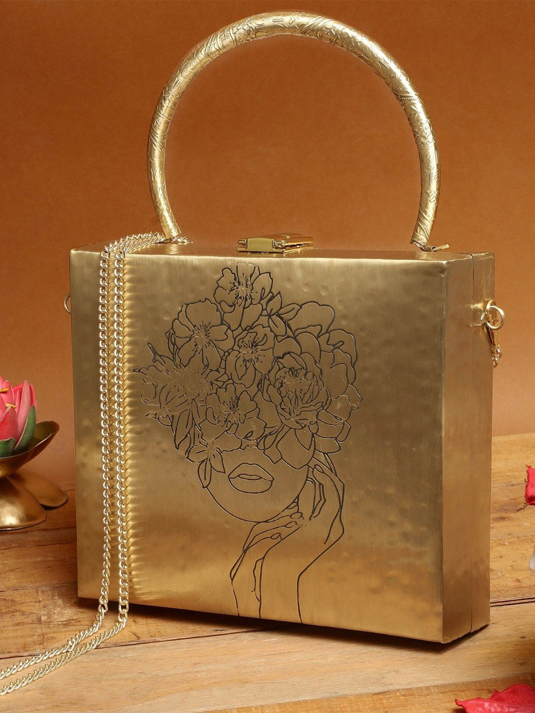 TASH BAGS Women Embellished Structured Satchel with Applique