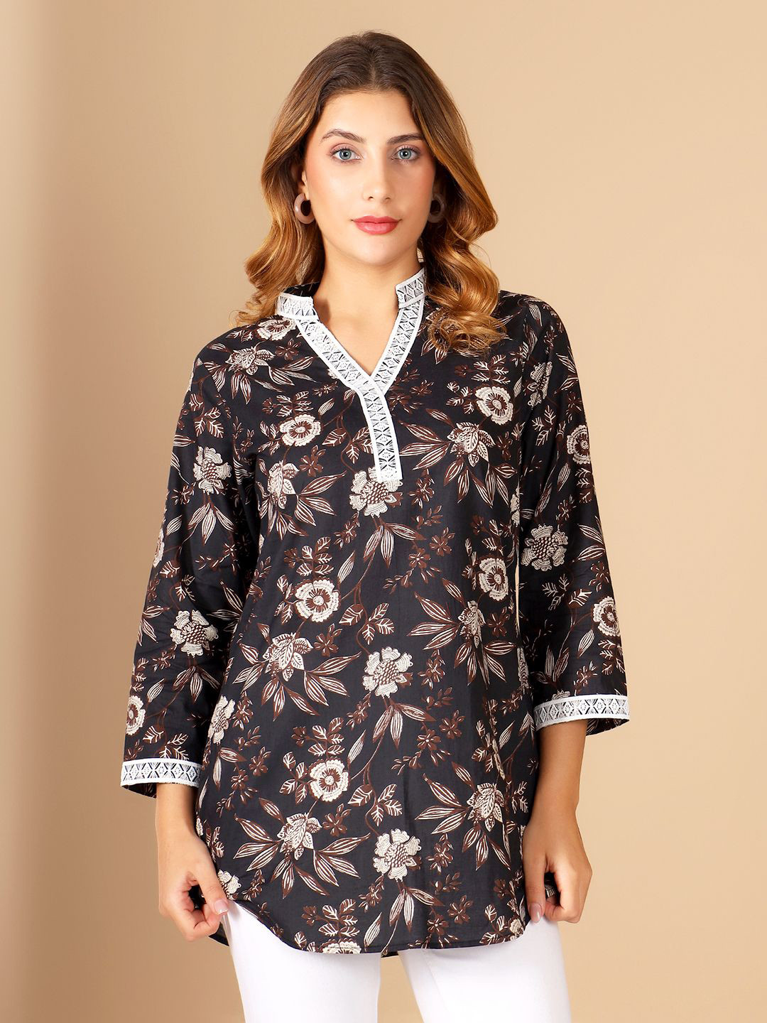 GLITO X Women Floral Printed V-Neck Ethnic Tunic with Crochet Lace