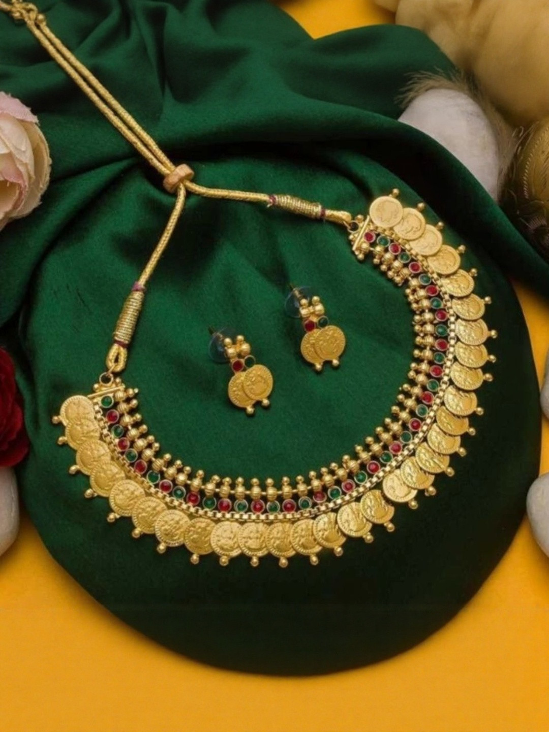 VS Fashion Gold Plated Jewellery Set