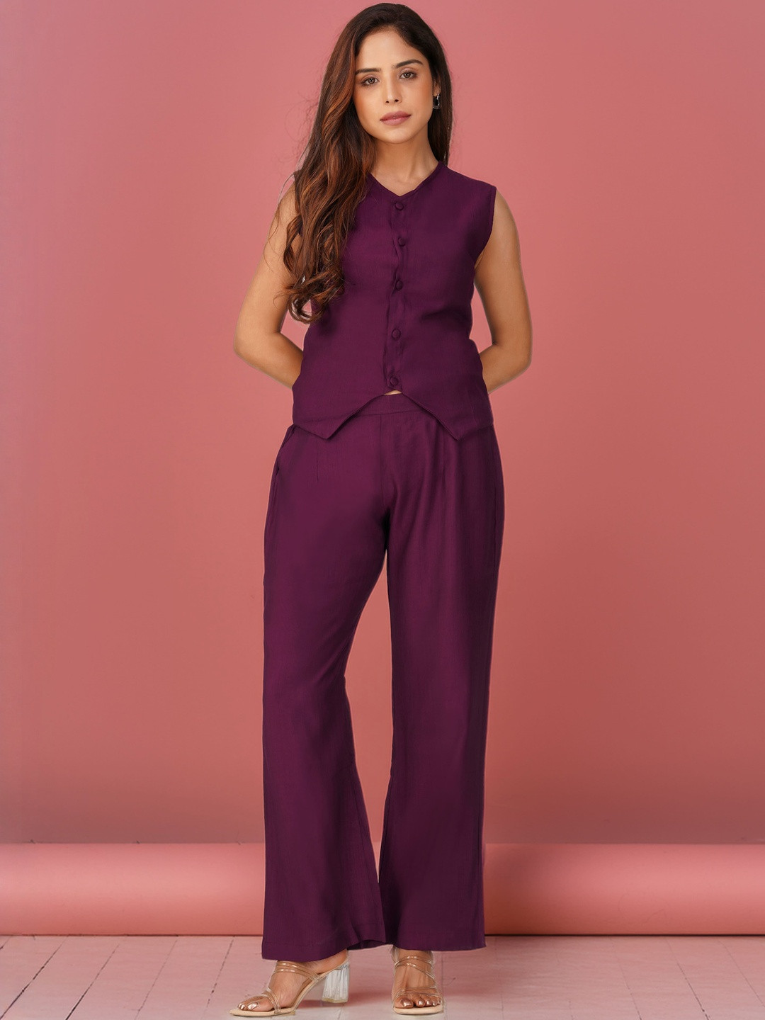 Bindigasm Karma V-Neck Sleeveless Silk Linen Coat With Trouser