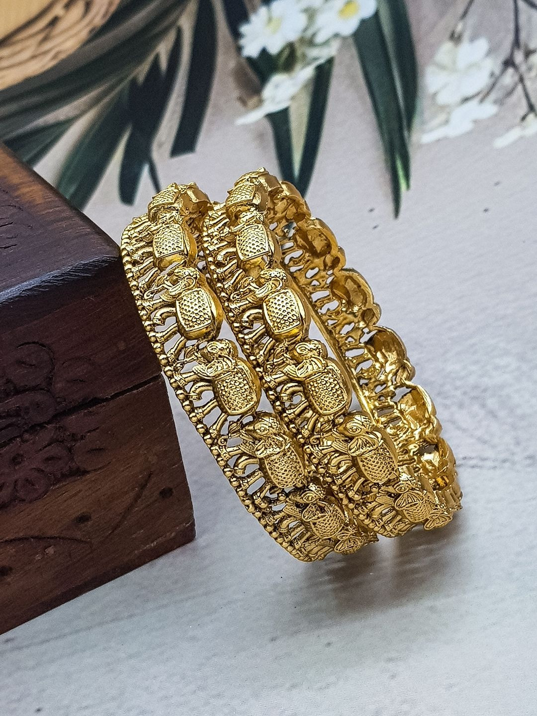 GRIIHAM Set Of 2 Gold Plated Elephant Bangles