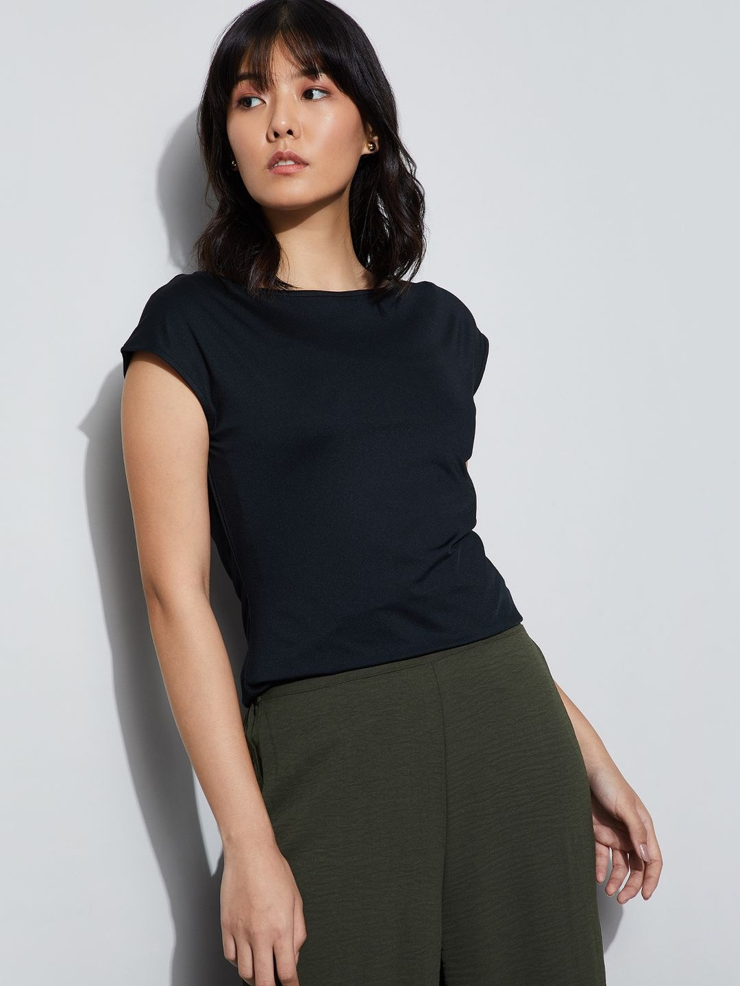 CODE by Lifestyle Women Solid Boat Neck Top