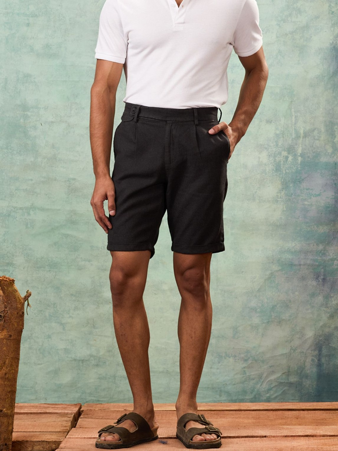 MH&Y Men Slim Fit Mid-Rise Shorts