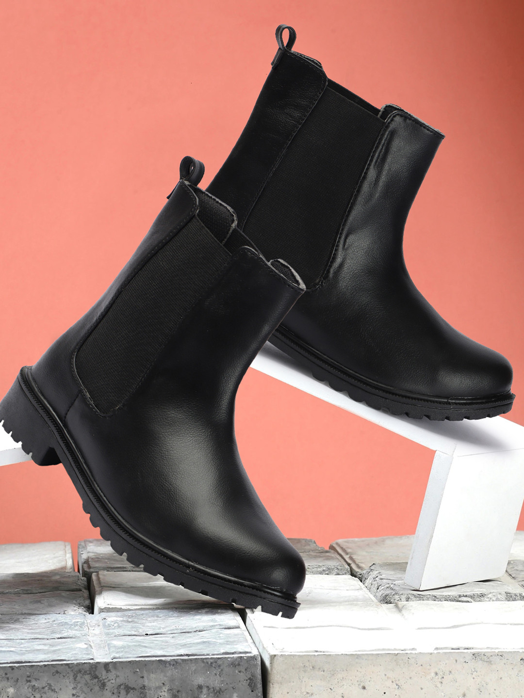 STRASSE PARIS Women Black Chelsea Boots with Elastic Side Panel & Lug Sole