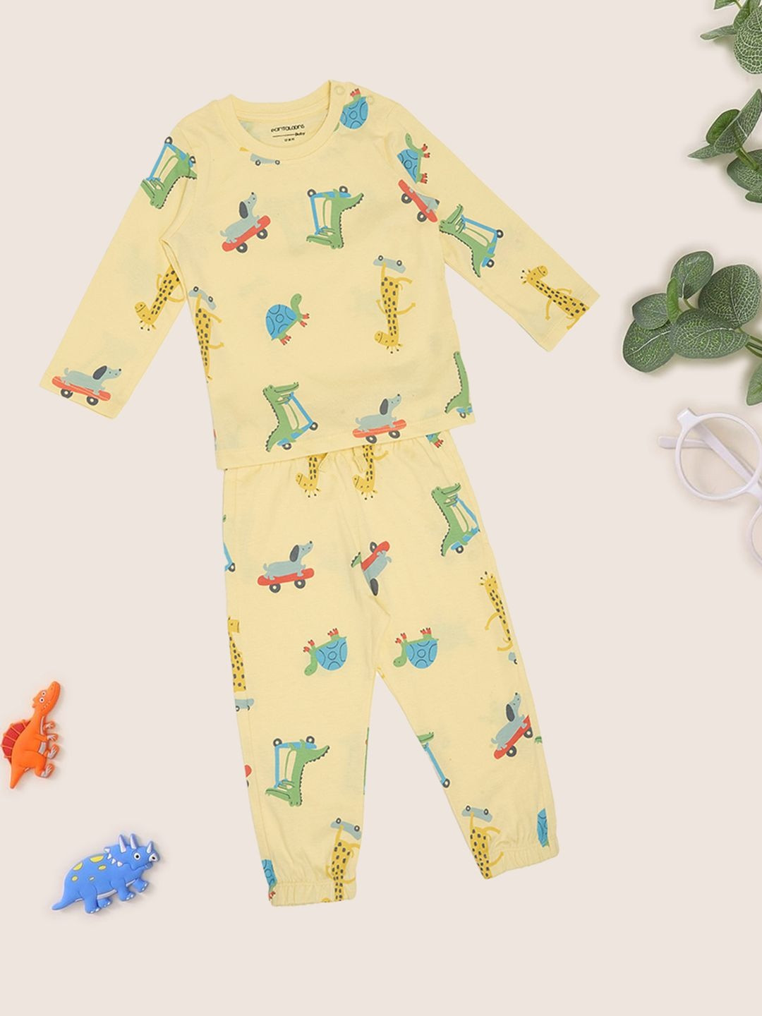 Pantaloons Baby Boys Graphic Printed Pure Cotton T-shirt With Capris