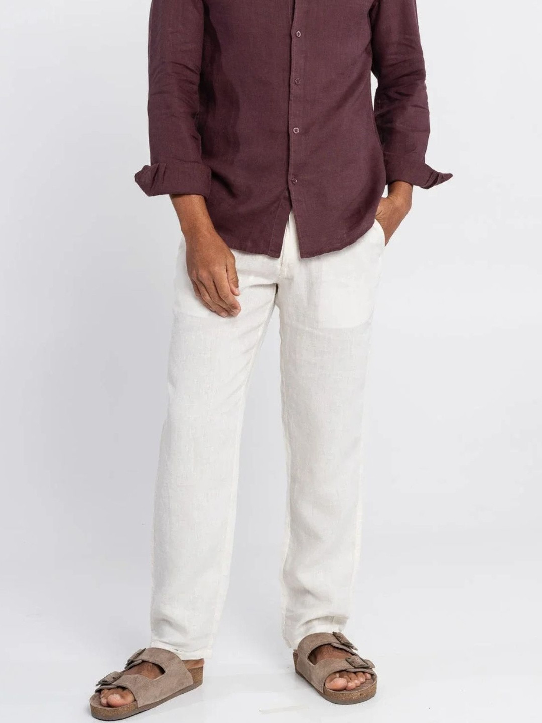 STAN EDITION Men Solid Tailored Relaxed Fit Mid-Rise Trousers