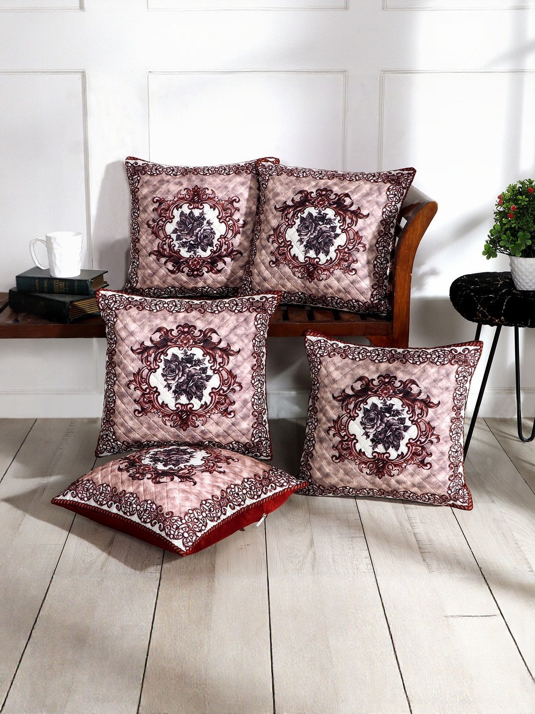 BLUEDOT Red & White Floral Velvet 5 Pieces Square Cushion Covers-16 inch x 16 inch