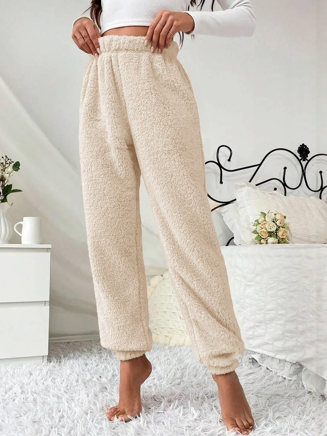 Kotty Women High-Rise Easy Wash Lounge Pants