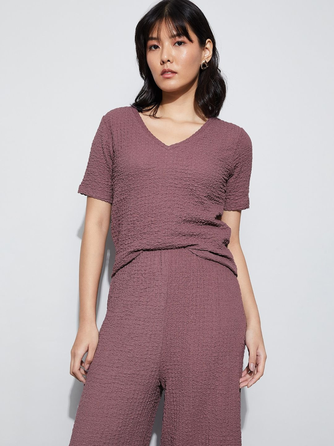 CODE by Lifestyle Women Textured V-Neck Short Sleeves Top