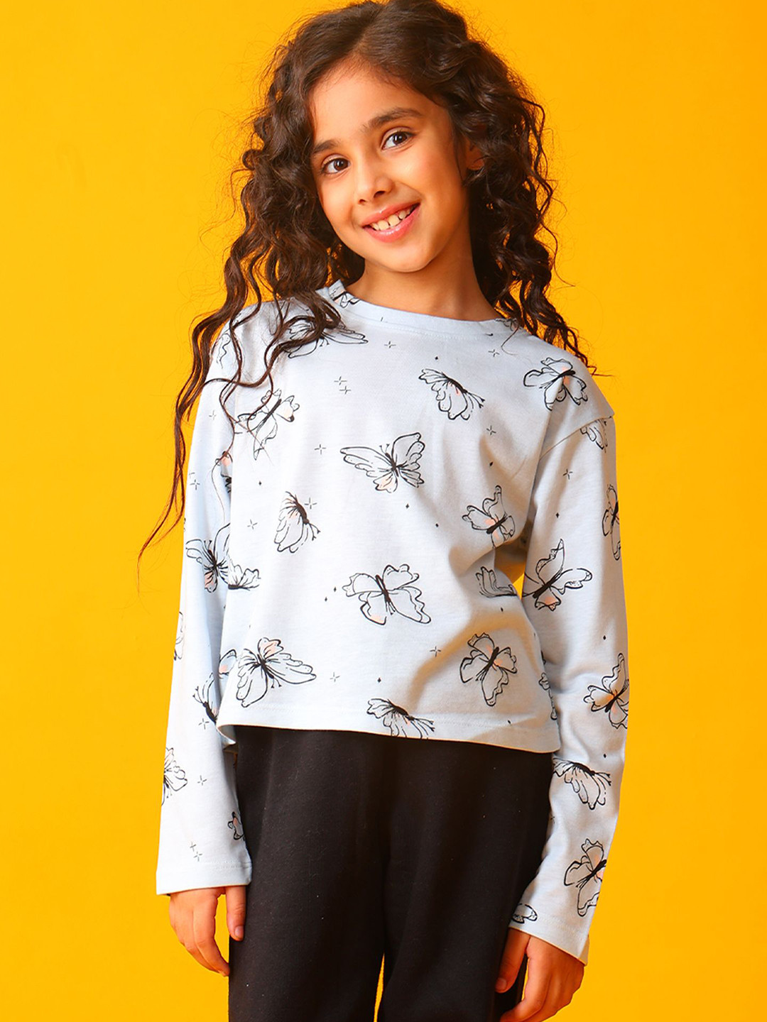 Anthrilo Girls Regular Fit Butterfly Printed Long Sleeves T-shirt