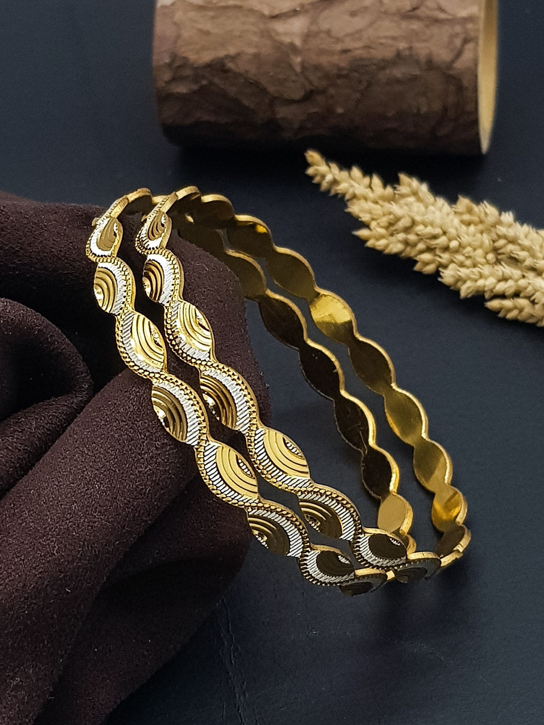 GRIIHAM Set Of 2 Gold Plated  Sleek Designed Bangles