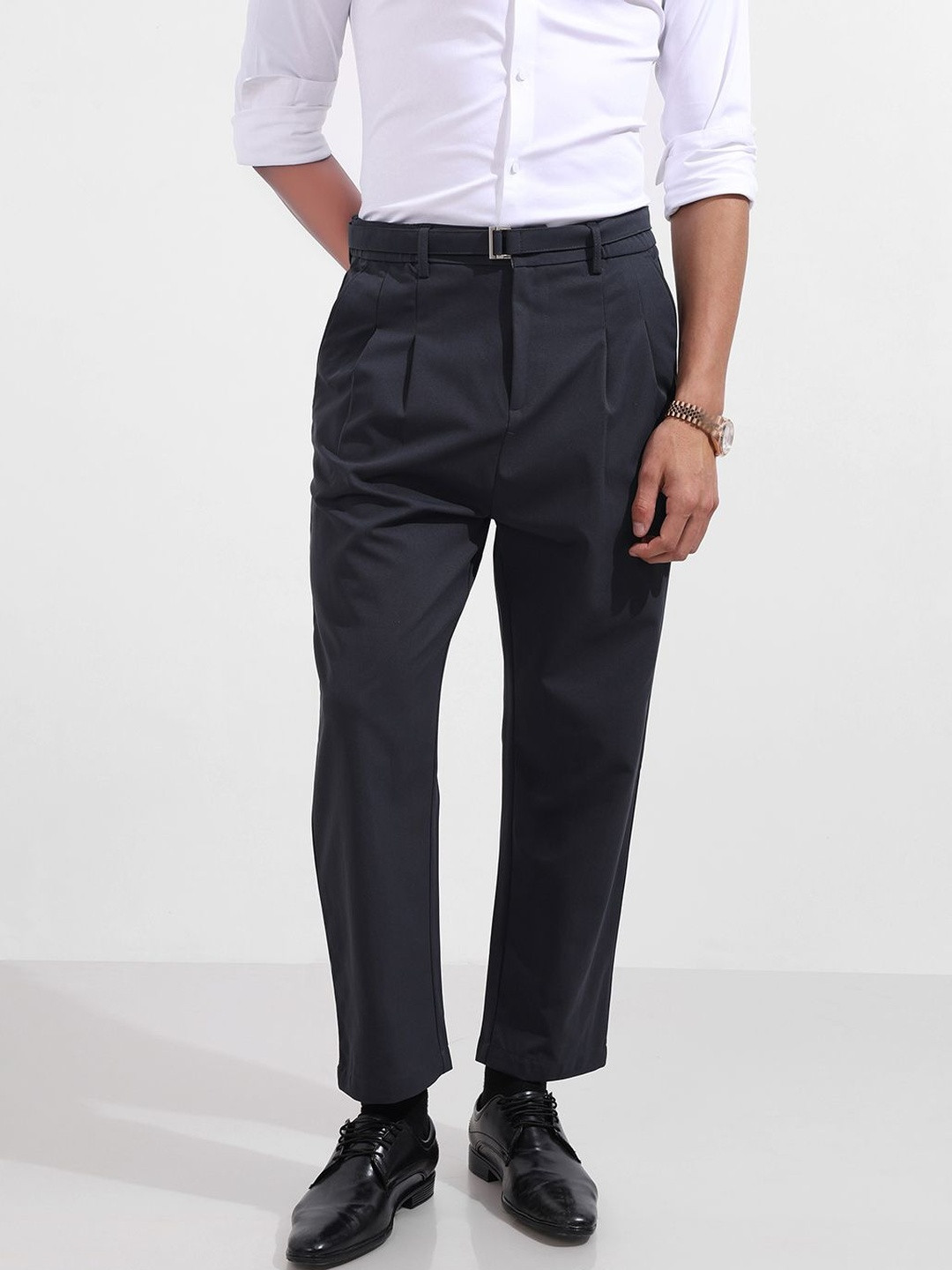 The Indian Garage Co Men Self Design Mid-Rise Regular Fit Cotton Regular Trousers
