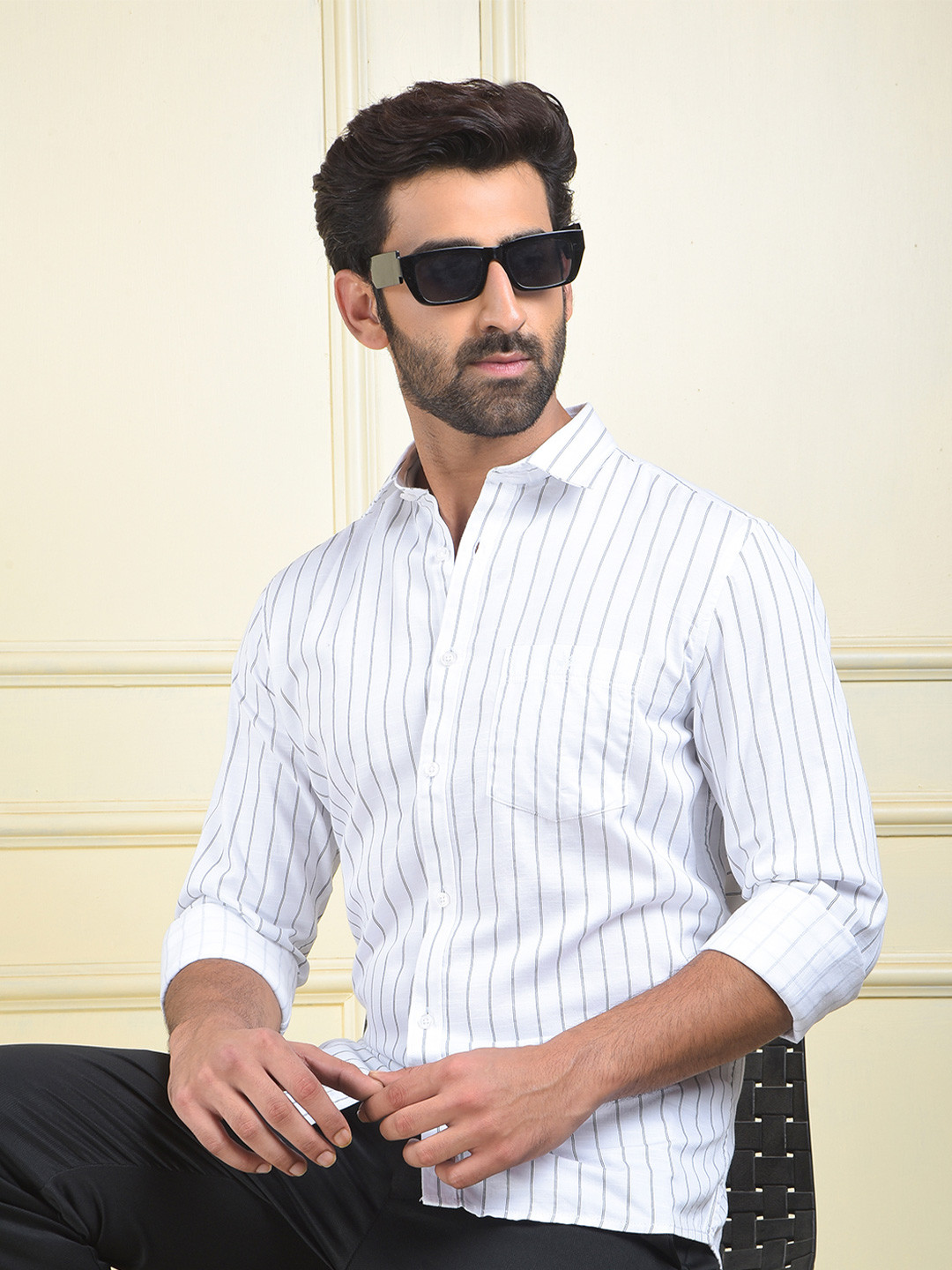 Crimsoune Club Men Vertical Striped Shirts