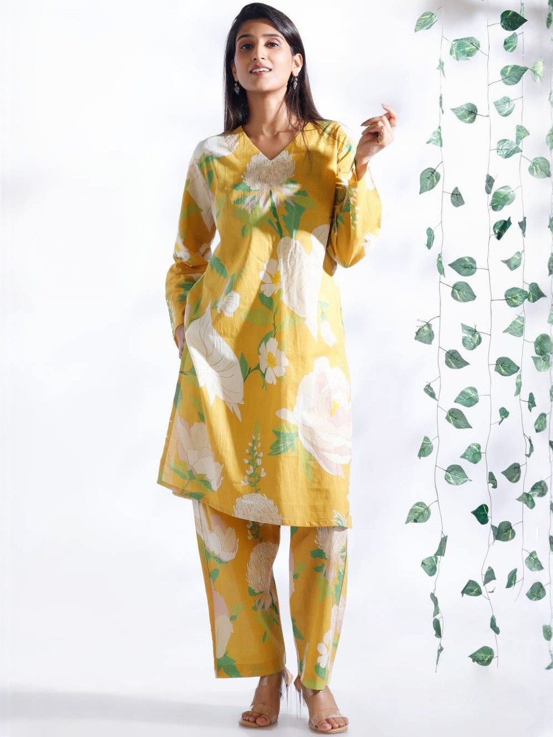 BREATHABLES Women Floral Printed Cotton Long Kurta & Trousers Co-ord Set