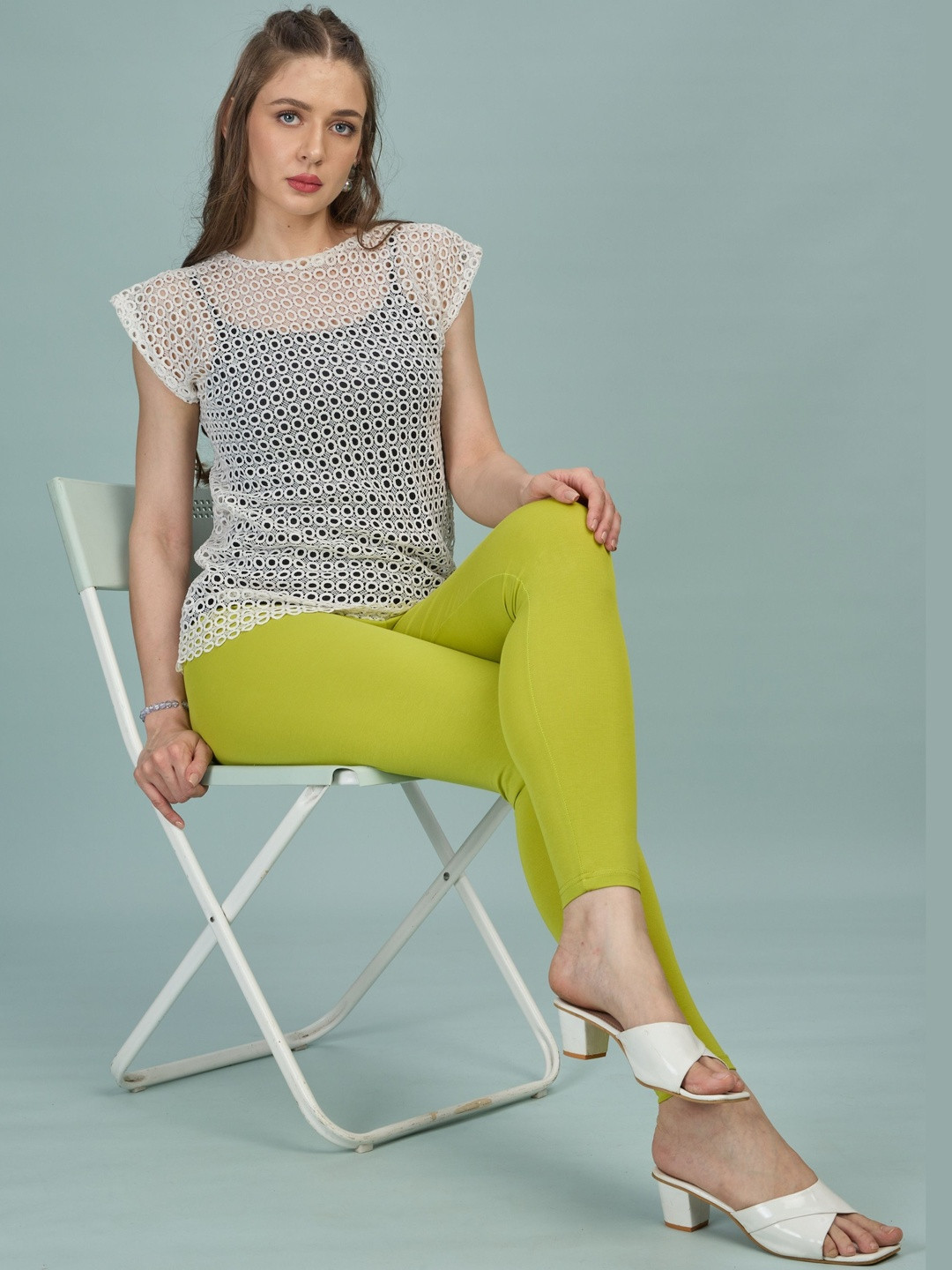 URBAN TRENDING Pack Of 2 High-Rise Stretchable Ankle-Length Leggings