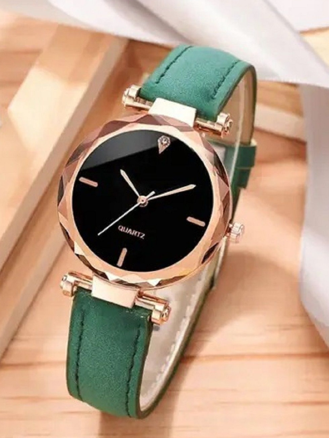 WATCHSTAR Women Dial & Leather Straps Analogue Watch MG Leather Green AvSZNN36514429