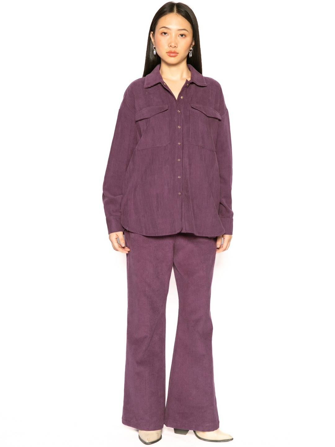 Contemponari Women Textured Spread Collar Relaxed Fit Olympus Shirt