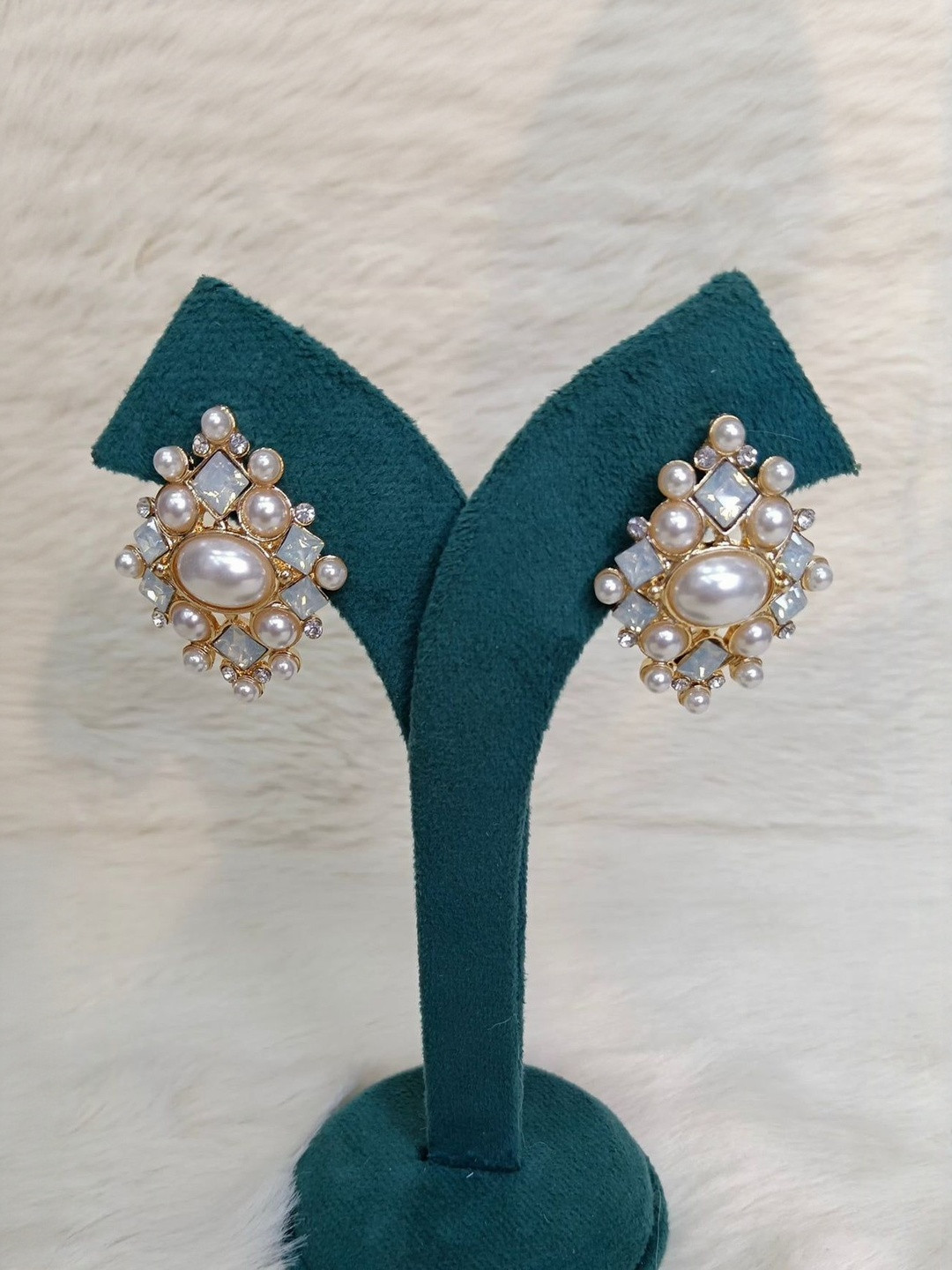 Miraaki By Kavita Earrings