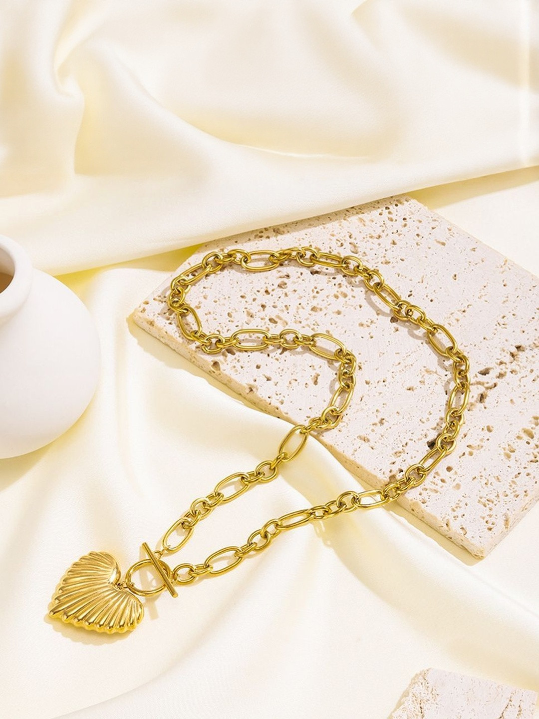 MYKI Stainless Steel Gold-Plated Shell Heart Necklace