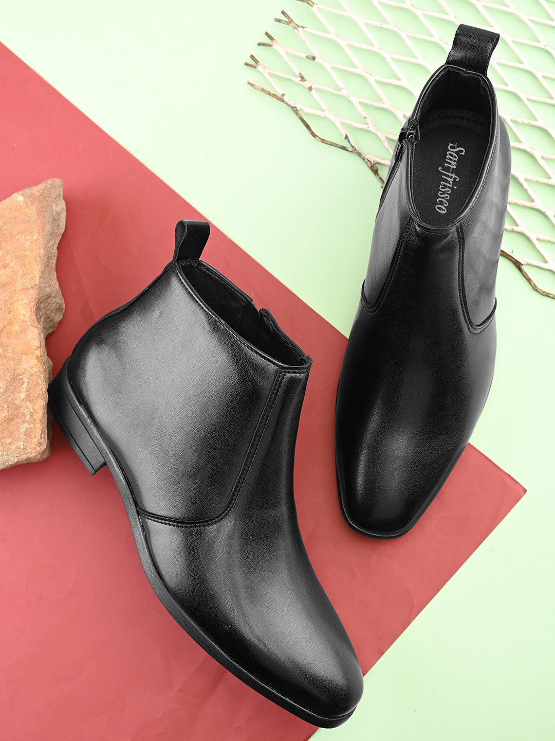 San Frissco Men Block-Heeled Chelsea Boot