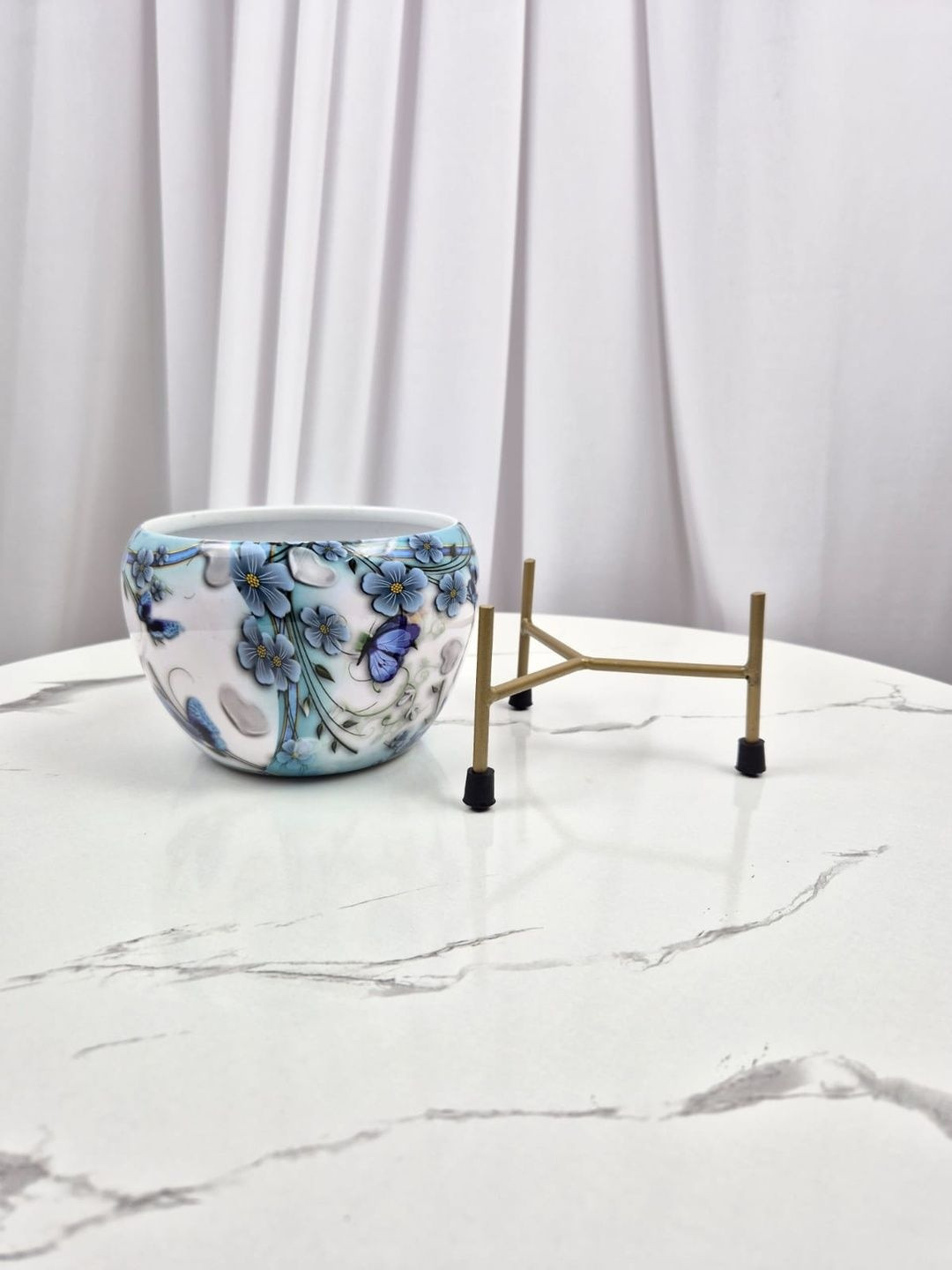 Podhghar Blue & White Printed Metal Planter With Stand