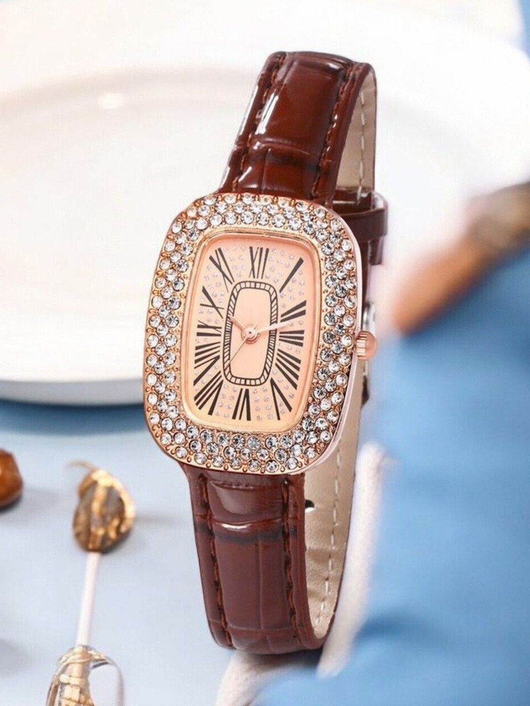 WATCHSTAR Women Dial & Leather Straps Analogue Watch diamond lady BrownSZN33300583