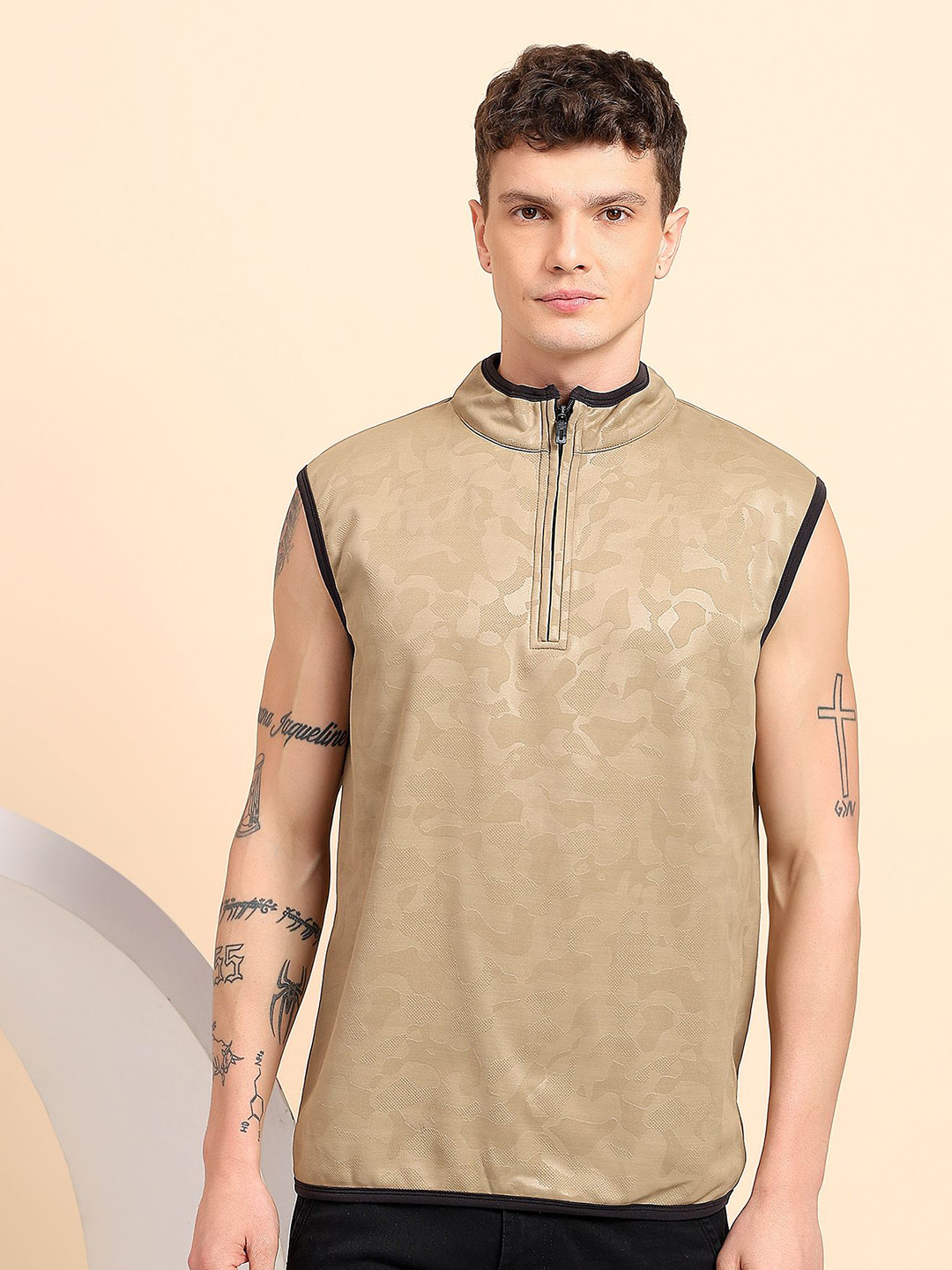 GLITO Men Printed Camouflage High Neck Sleeveless Pullover Sweatshirt