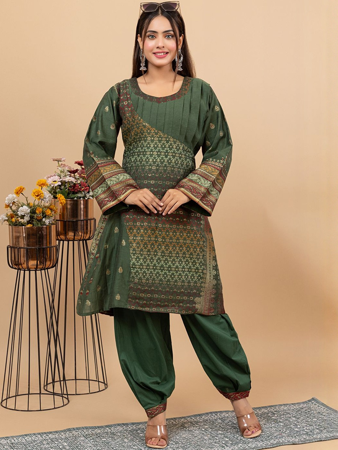 KIDAR Woven Design Round Neck Romantic Florals Tunic & Trousers
