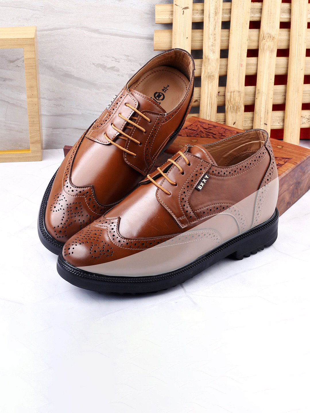Bxxy Men Hidden Elevtor Casual Brogue Lace-up Shoes