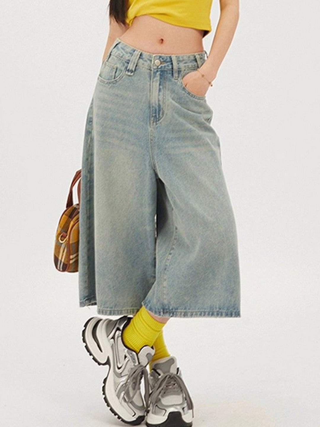 StyleCast Women Wide Leg High-Rise Light Fade Denim Culottes Jeans