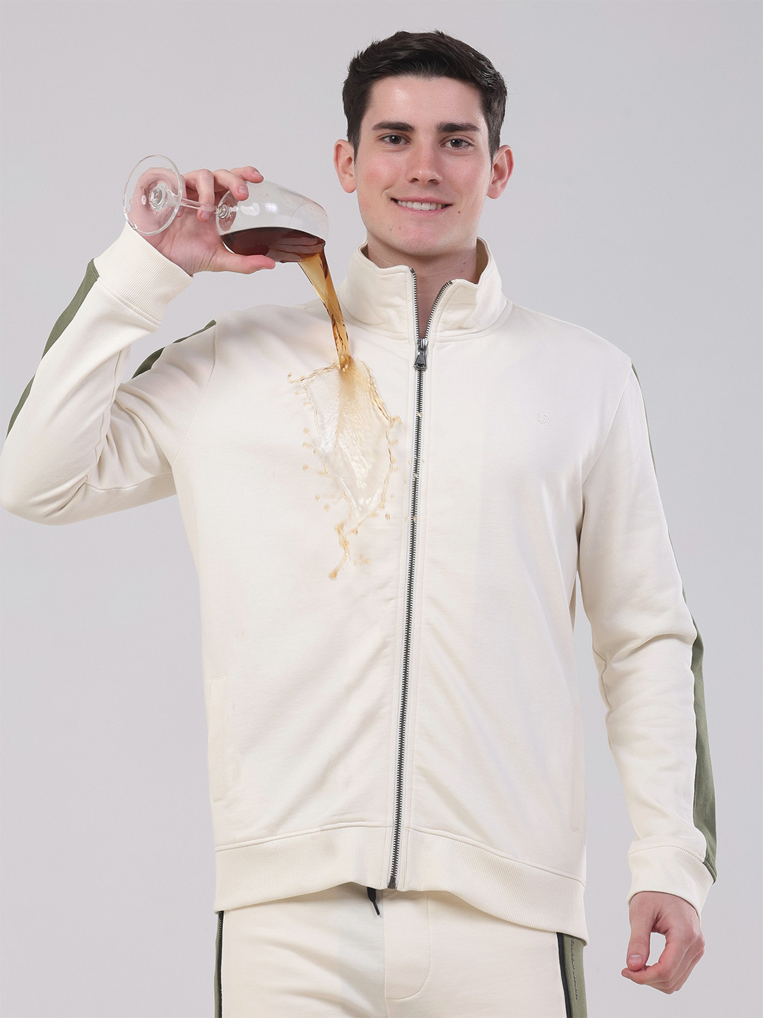 TURMS Men Anti Stain Anti Odor Water Repellent Cotton Rich Travel Edition Tracksuit