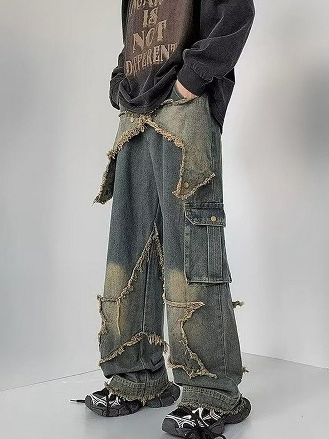 StyleCast Men Mid-Rise Distressed Wide Leg Cargo Jeans With Frayed Panels