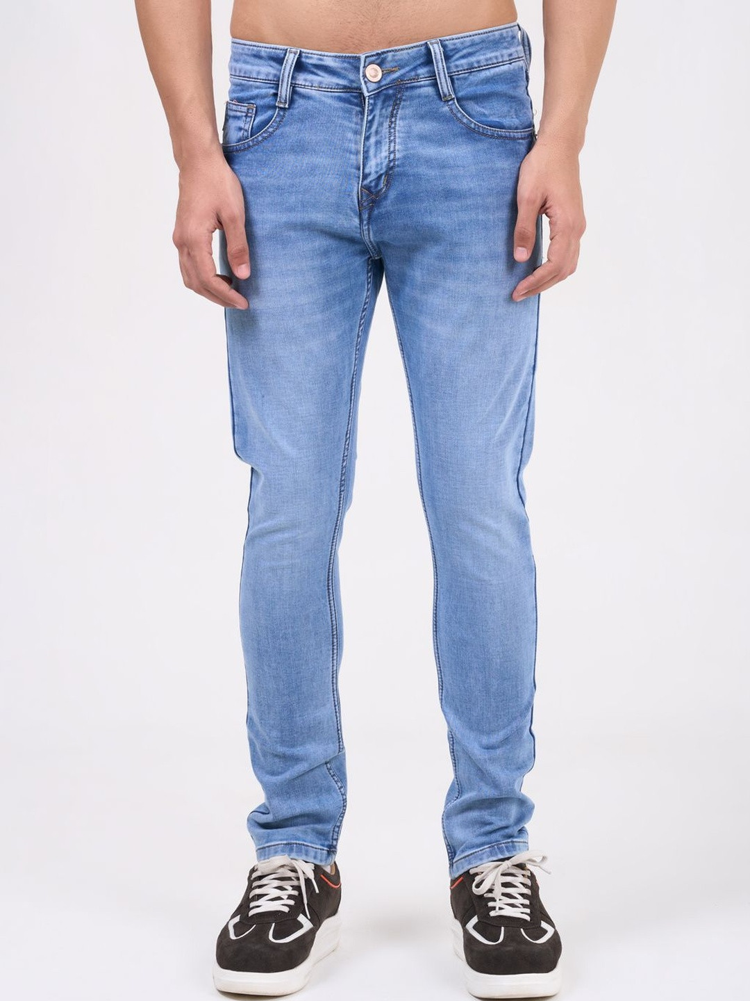 Sparky Men Light Blue Narrow Fit Mid-Rise Light Fade Jeans