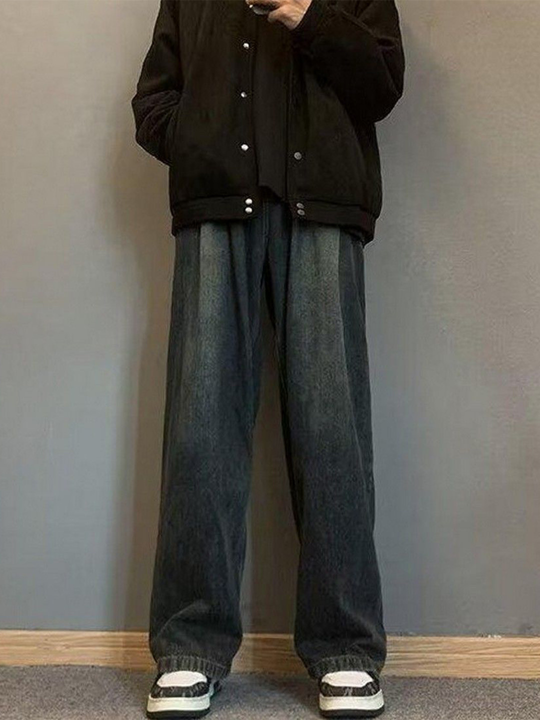 StyleCast Men Gradient Washed Baggy Mid-Rise Jeans