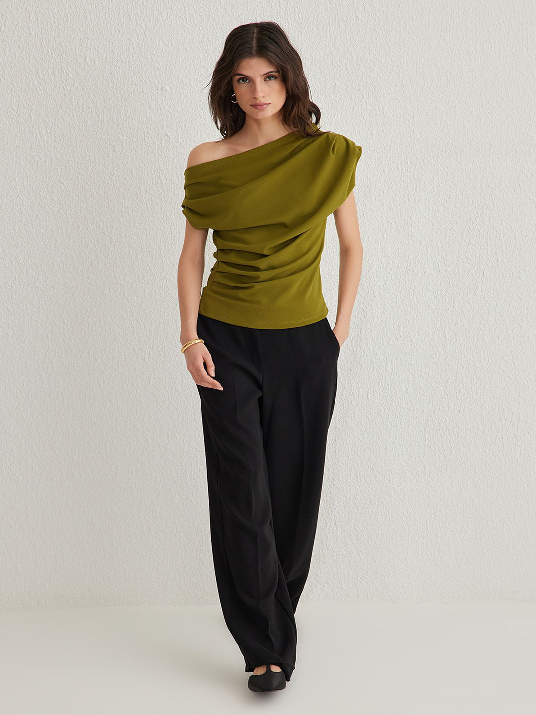 Trendyol One Shoulder Extended Sleeves Top