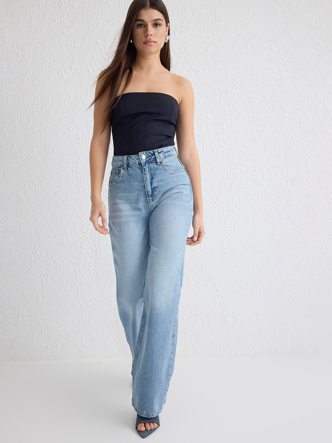 Trendyol Ak Mavi Women Pure Cotton Mid-Rise Heavy Fade Jeans