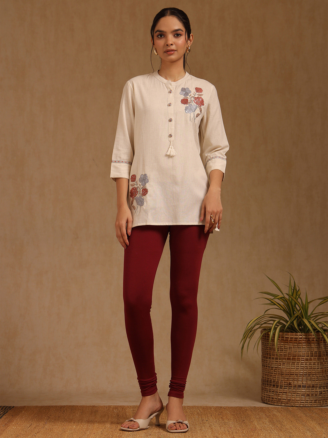 Soch Women Maroon Solid Mid-Rise Churidar