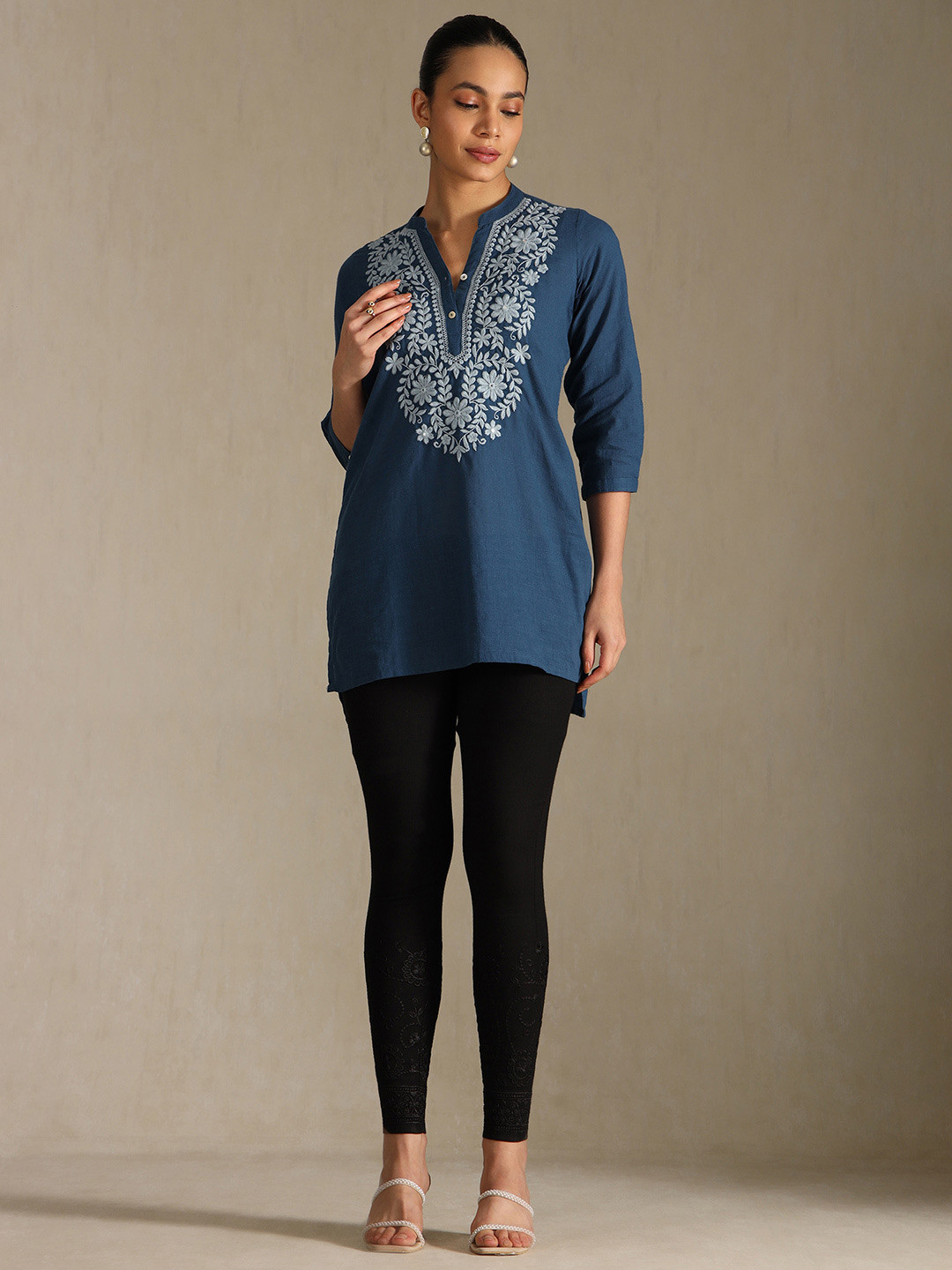 Soch Women Embroidered Self Design Leggings