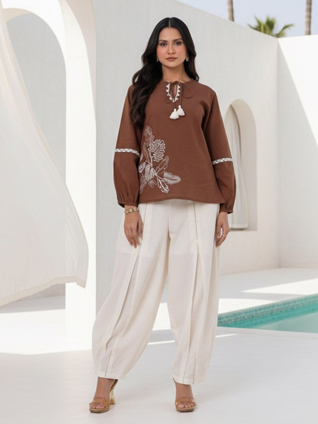 ZUMMER Embroidered Pure Cotton Tunic With Pleated Wide-Leg Trousers Co-Ords