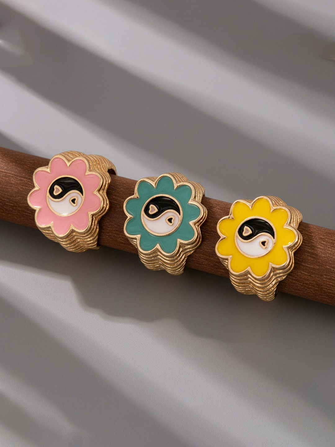 DressBerry Set Of 3 Japanese And Korean Enamelled Finger Rings