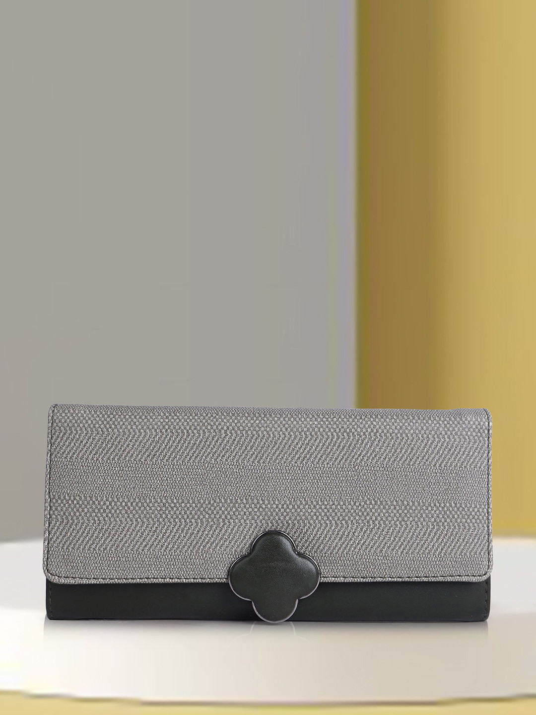 NORVE Textured Two Fold Wallet