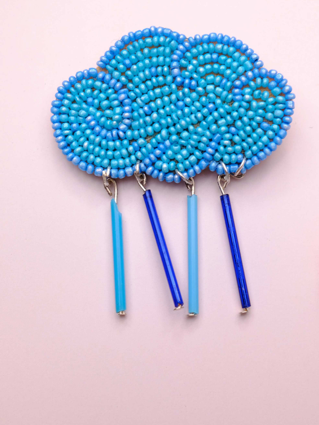 Abeo Unisex Artificial Beaded Statement Cloud Brooch