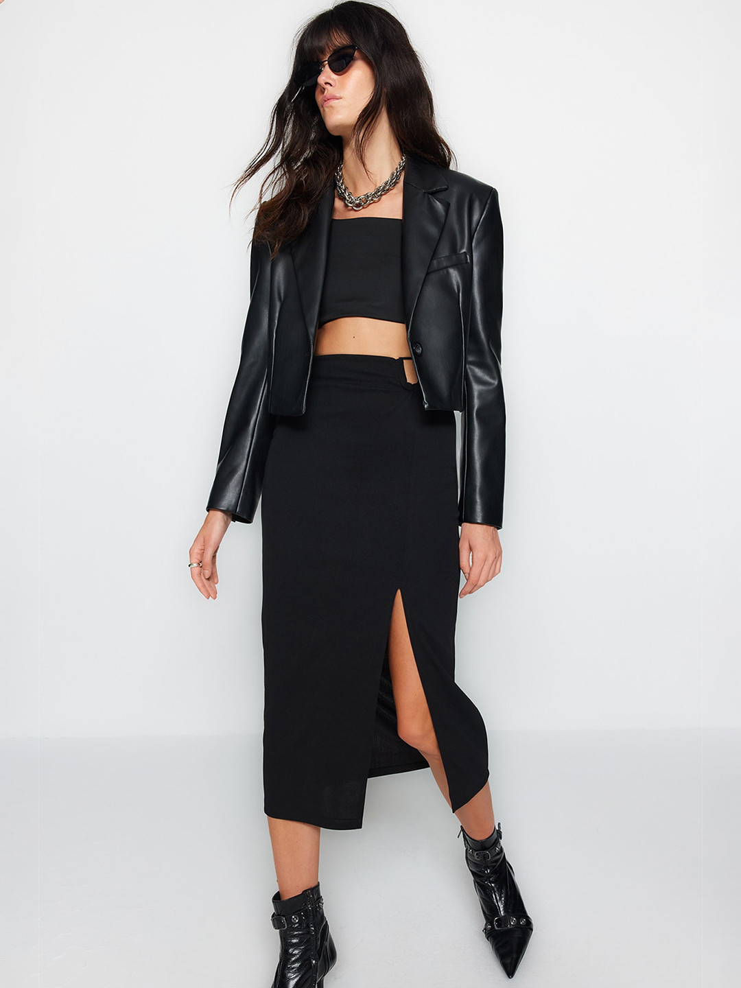 Trendyol Pencil Front Slit Midi Skirt