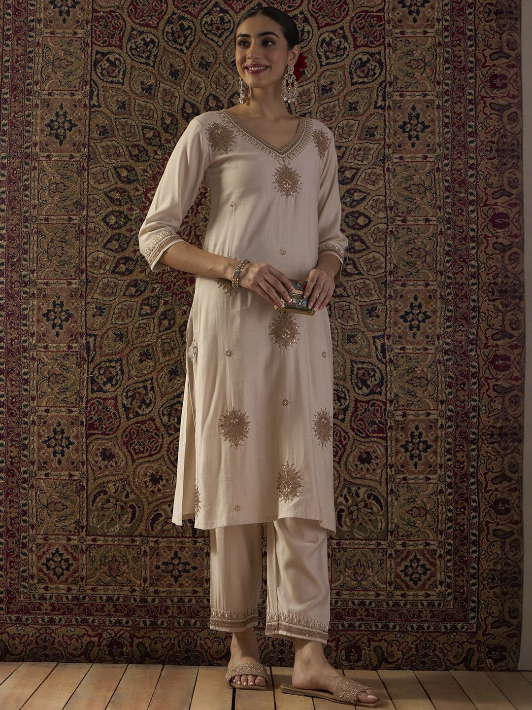 Indo Era Ethnic Motifs Embroidered Thread Work Straight Kurta With Trouser