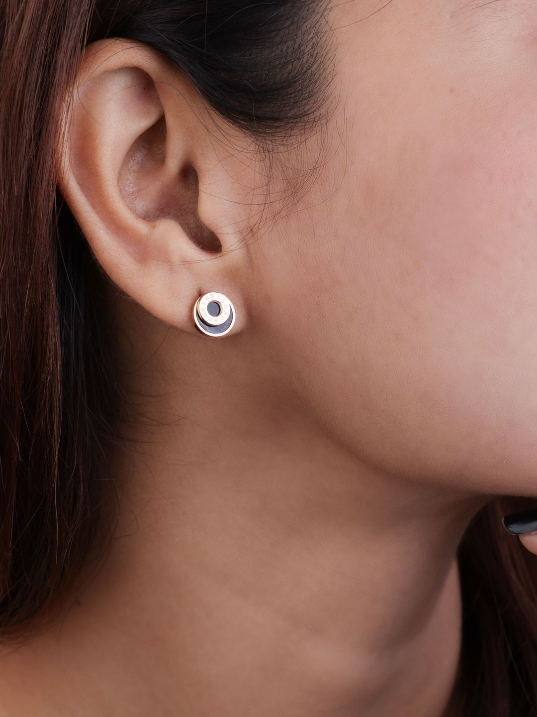 JKL Jewelry Stainless Steel Rose-Gold Plated Circular Shaped Anti Turnish Chunky Studs