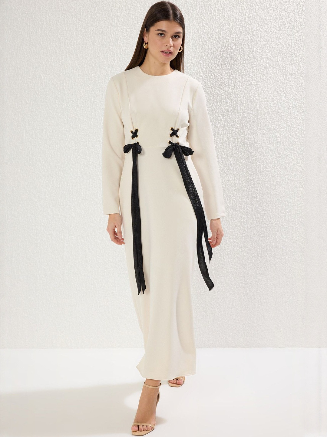 Trendyol Women Bow Long Sleeve Fit and Flare Maxi Dress