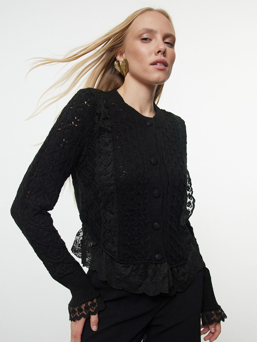 Trendyol Siyah Women Cable Knit Self Design Round Neck Cardigan